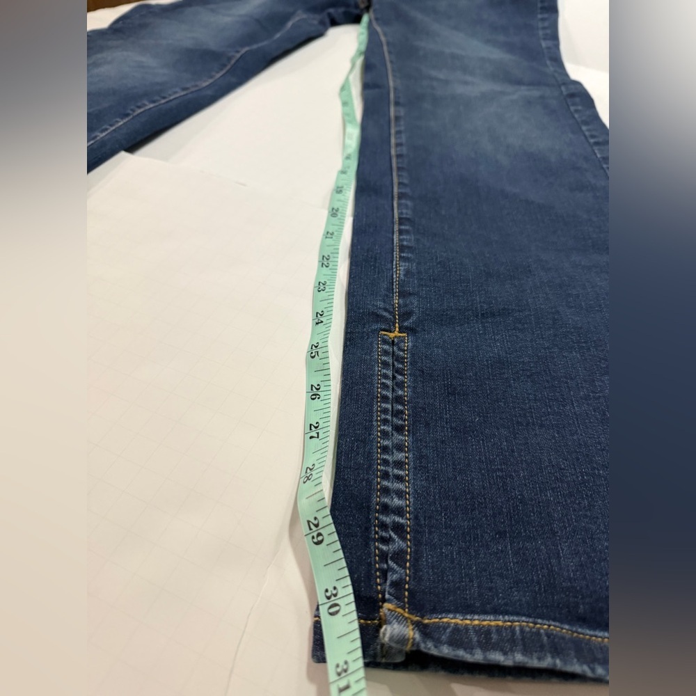 NWT G by Giuliana Size 14 Dark Blue Flare Jeans. G-Sculpt 405 Canyon Wash - Picture 10 of 11